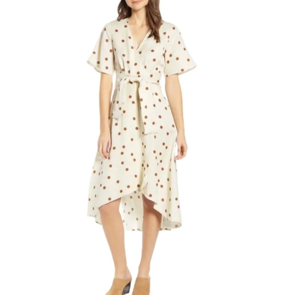 Moon River linen blend polka dot midi wrap dress SIZE MEDIUM